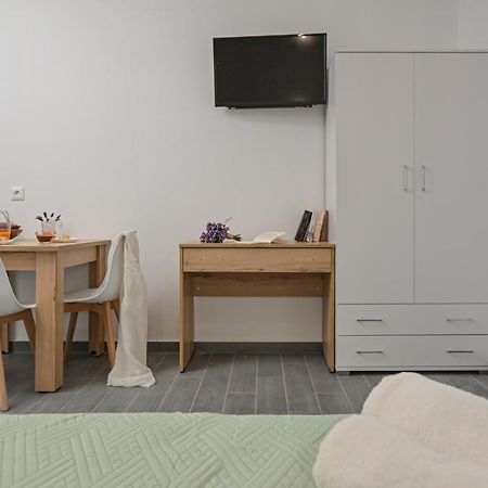 Vive Mare Plaka II Aparthotel Eksteriør bilde
