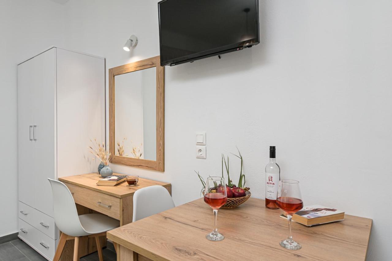 Vive Mare Plaka II Aparthotel Eksteriør bilde